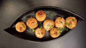 Paneer Deepfried Momo [8 Pcs]