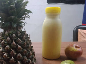 Kiwi + Pineapple + Apple Juice