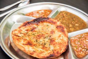Gobi Kulcha Thali(One Pieces of Gobi Kulcha Served with Chane and Salad, Pickle, Mouth Freshener)        