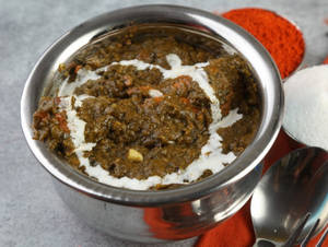 Sarson Ka Saag Chicken