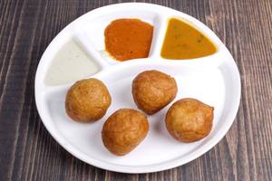 Mysore Bajji (4 Pcs)