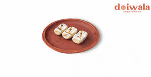 Vanilla Roll Sandesh