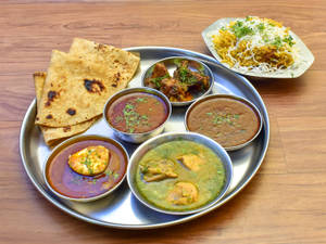 Special Chicken Thali
