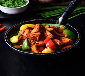 Paneer Chilli ( Gravy)