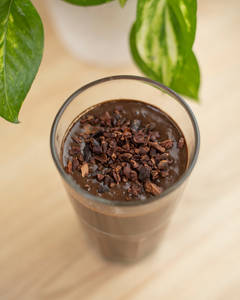 Banana + Cocao + Dates + Coffee + Almond Milk + Cocao Nibs