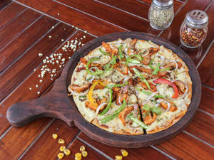 10" Large Chicken Tikka Pizza