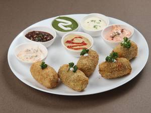Croquets with Six Special Dips