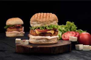 Yard's Holy Paneer Burger