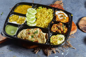 Super Deluxe Thali