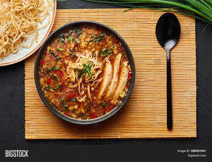 Chicken Manchow Soup Crispy Noodles