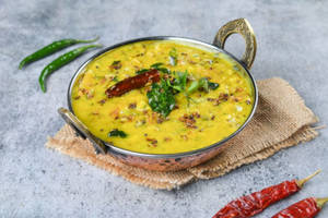 Lasuni Dal Tadka
