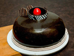 Chocolate Globe Premium Cake