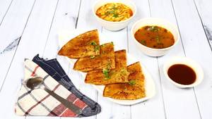 Gobhi Paratha Thali