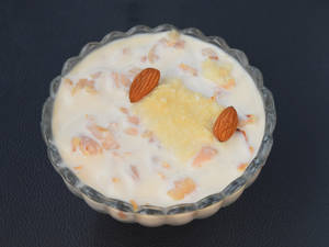 Litchi Malai Salad 