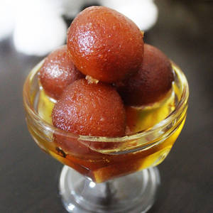 Gajar Halwa (1 Bowl With Desi Ghee)