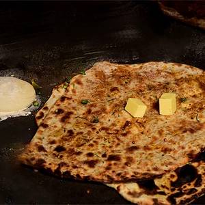 Chicken Keema Naan 