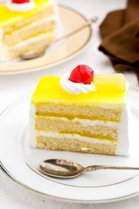 Rich Pineapple Pastry