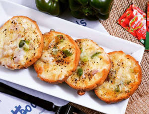 Round Cheese Garlic Bread