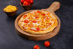 Corn And Tomato Pizza