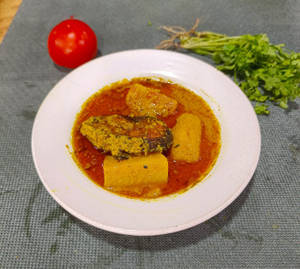Fish curry (1 pc)