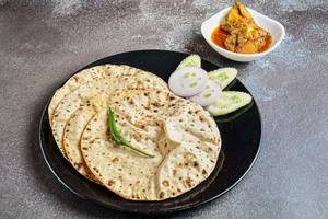 4 Tawa Roti With Chicken Kosha [2 Pieces] And Salad