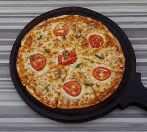 12" Medium Margherita Pizza