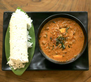 Kerala Combo- Kadala Curry + Puttu/2 Kerala Parotta