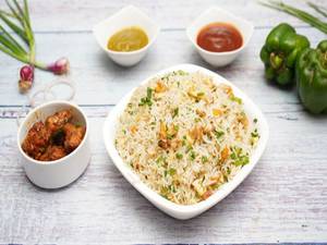 Egg Fried Rice and Chilli Chicken [4 Pieces]