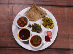 Vasant Thali Parcel