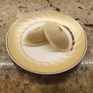 Kheerpuli Sandesh (4pc)