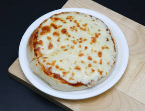 7" Small Double Cheese Margherita Pizza