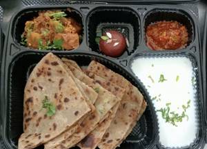 Bento Paratha  Box -non -veg