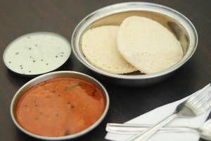 Idli Sambar (2 Pcs)