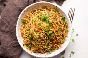 Veg Hakka Noodles