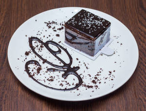 Ebony Truffle Chocolate Cake (1 Pc)