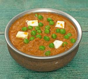 Matar Paneer   