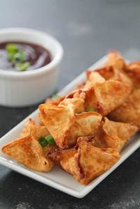Garlic And Cheese Wontons