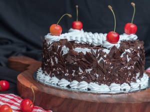 Black Forest Cake (500 Gms)