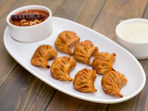 Chicken Peri Peri Fried  Momos ( 6 Pcs )