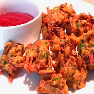 Kachumar Pakoda