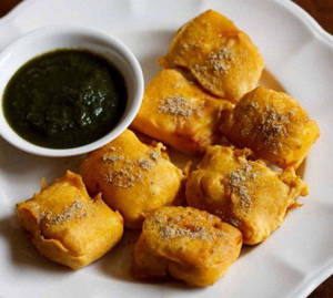 Paneer Pakoda  (8 Pcs)