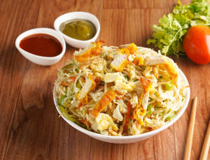 Egg Chicken Chowmein