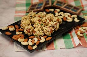 Special Dry Fruits Laddu