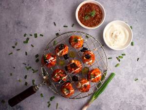 Veg Tandoori Exotica Dry Momos [6 pcs]