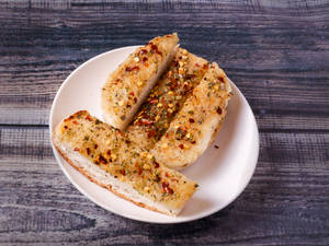 Garlic Bun Maska