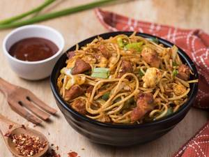 Chicken Schezwan Noodles