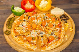 Chicken Seekh Pizza