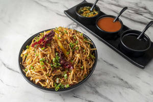 Veg Chilli Garlic Noodles