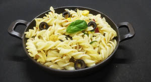Dry Pasta (Aglio E Olio)