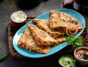 Mix Veg Cheese Paratha